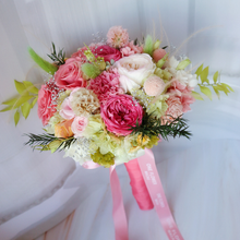 Load image into Gallery viewer, Preserved Flower Bridal Wedding Gift Design 2 Day Course
